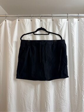 Eddie Bauer Athletic Skort. Size L.